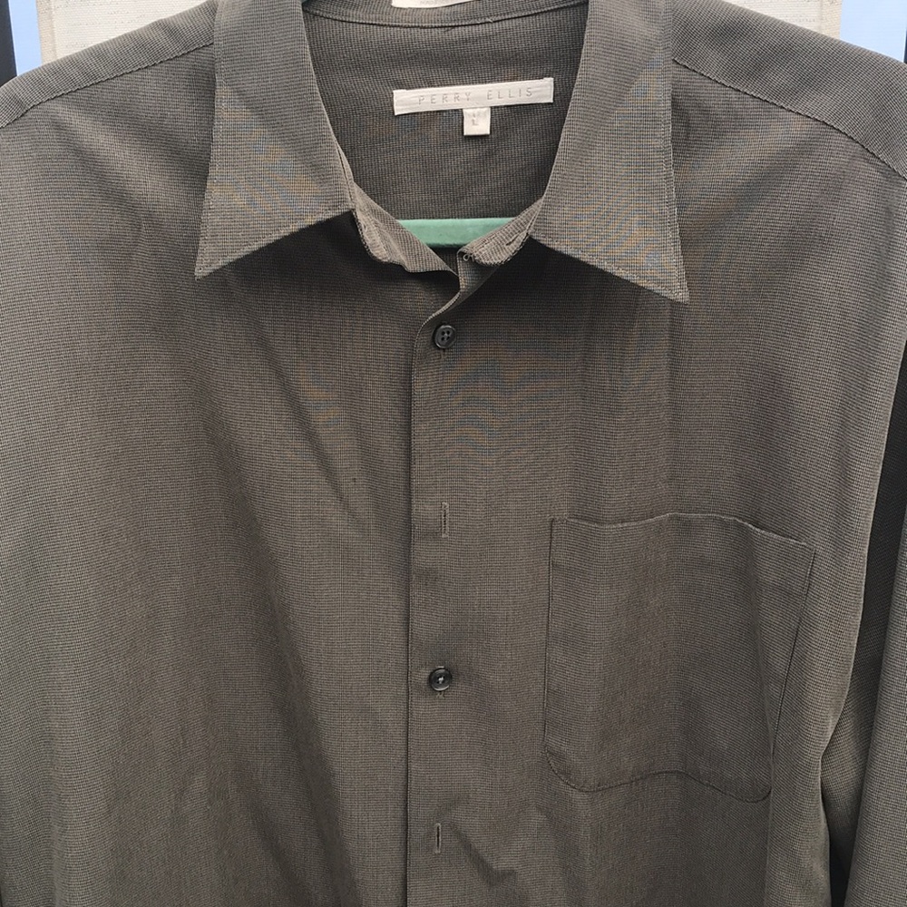 Button down casual men shirt by Perry Ellis size L Olive brown - Picture 2 of 8
